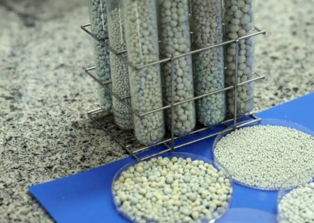 Embrapa cria calcário mais nutritivo resistente à umidade e ao vento