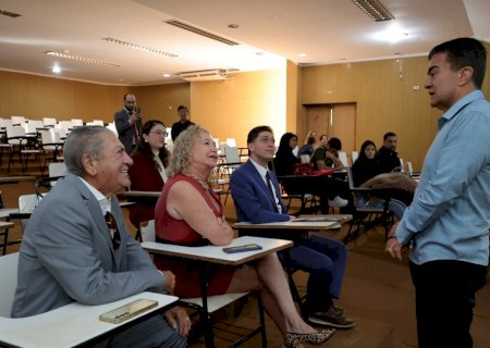 Prefeitura reforça saúde e procuradoria com posse de novos servidores concursados