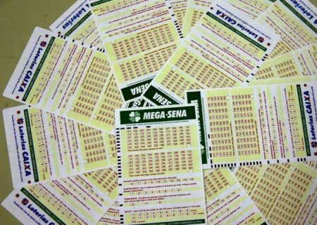 Mega-Sena acumula em R$ 45 milhões e aposta de Dourados quadra
