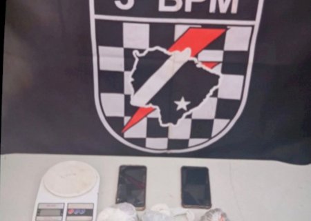 Casal acusado de traficar via 'delivery' é preso em Dourados