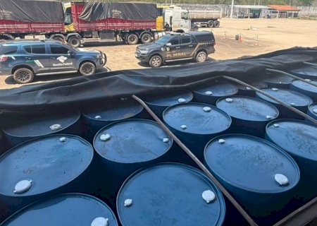 PF apreende 15 toneladas de produto usado para fabricar cocaína em MS