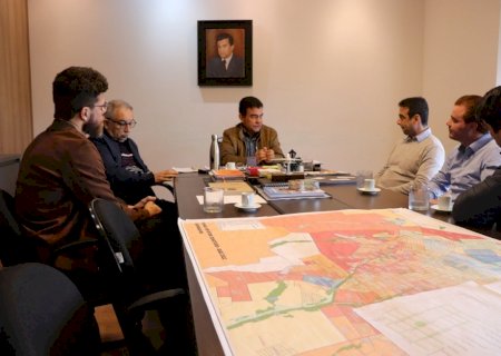 Prefeito recebe investidores que anunciam terminal de combustíveis em Dourados
