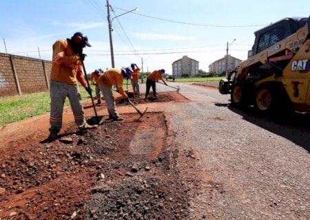 Período chuvoso atrapalha operações de tapa-buracos e início de recapeamentos