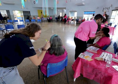 Prefeitura encerra Outubro Rosa com Feira de Experiências voltada à saúde das mulheres
