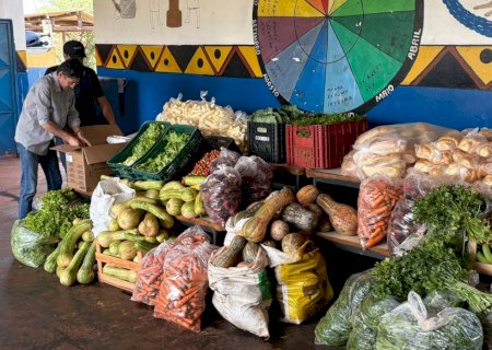 Prefeitura compra mais 1.258 quilos de alimentos do PAA Indígena e distribui às famílias